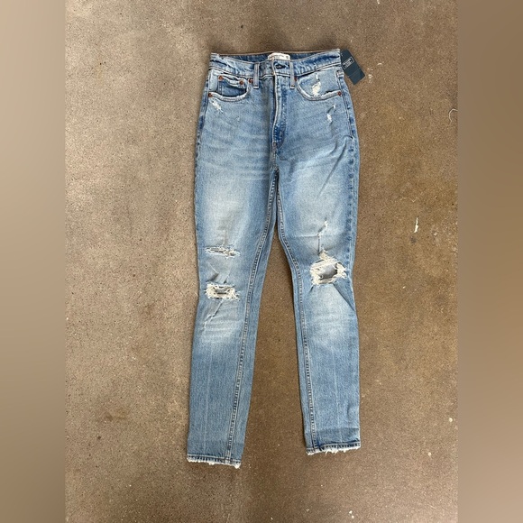 NWT abercrombie & fitch the skinny high rise medium destroy size 25|0L - Picture 1 of 9